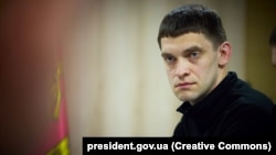 Іван Федоров заявив, що російські окупанти нині самі починають «знімати всіх колаборантів та зрадників», яких призначали раніше. 