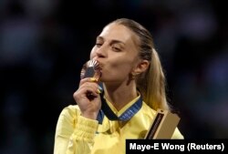 Ольга Харлан с бронзовой медалью Олимпийских игр в Париже, 29 июля 2024 года