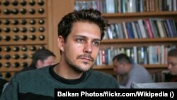 Miloš Biković, glumac koji je karijeru izgradio u Srbiji i Rusiji, obratio se učesnicima festivala u Sočiju, u okviru programa "Očuvanje porodice za buduće tradicije".