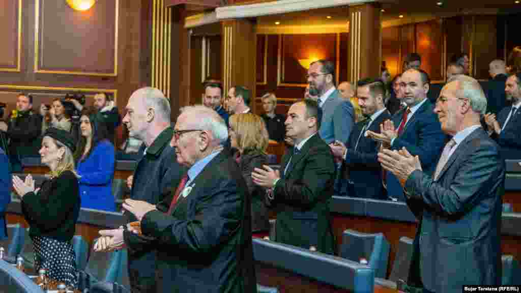 Jačanje države Kosovo je "misija svih", poručila je sa svečane sednice u kosovskom parlamentu predsednica Vjosa Osmani, 17. februara 2023. 