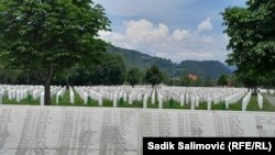 U Memorijalnom centru Srebrenica- Potočari, sahranjeni su posmrtni ostaci žrtava genocida 