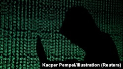 «Бендерський використовував свій статус і контакти, щоб сприяти розвитку відносин Evil Corp із офіційними особами російських спецслужб»