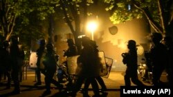 Policija u Nanteru, 1. jul