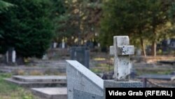 Pravoslavno groblje u Peći