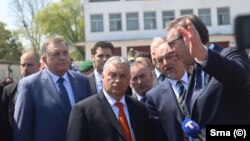 Додик во друштво на унгарскиот премиер Виктор Орбан и српскиот претседател Александар Вучиќ, 22 април 2023 г.
