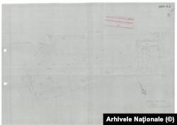 În anexa decretului din 1962, în care apare Vila Roșie (dr. Aurel Dobrescu), în partea stângă e menționată ca vecin Vila Ambasadorului Sovietic.