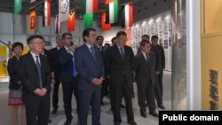 Сафари Рустами Эмомалӣ ба Чин. Акс аз Ховар.