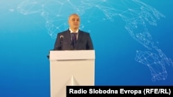 Прес-конференција на премиерот Димитар Ковачевски во Охрид. Ковачевски е домаќин на средбата меѓу српскиот претседател Александар Вучиќ и косовскиот премиер Албин Курти во Вилата Билјана во Охрид.