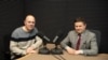 Jurnalistul Eugen Urușciuc și directorul Întreprinderii de Stat „Calea Ferată din Moldova”Oleg Tofilat
