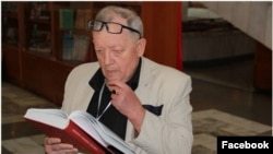 Шаповалов