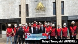 Түштүк Кореяга жумушка бараткан кыргызстандыктар. 