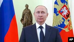Experții consideră că cea mai sigură cale pentru ca Vladimir Putin să piardă încrederea rușilor este pierderea războiului din Ucraina.