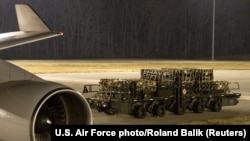 Володимир Зеленський нагадав, що протягом цього року США надали 34 пакети військової допомоги на суму понад 24 мільярди доларів.