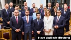 Manjinska Vlada Crne Gore, izabrana 28.aprila 2022.