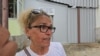 Десислава Иванчева на излизане от затвора в Сливен