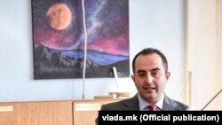 министерот за образование и наука Јетон Шаќири