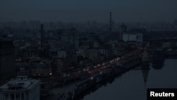 د اکتوبر پر ۲۴مه د روسیې تر بریدونو وروسته پر کییف ښار برېښنا قطع شوې وه. 