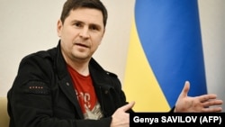Прем’єр-міністр Угорщини Віктор Орбан не вплине на євроінтеграцію України, але «створить інформаційні приводи», каже Михайло Подоляк