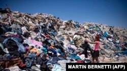 Între 4 și 9% din toate produsele textile puse pe piață în Europa sunt distruse înainte de utilizare, ceea ce înseamnă între 264.000 și 594.000 de tone de textile distruse în fiecare an.