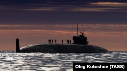 Podmornica s balističkim projektilima na nuklearni pogon Knjaz Oleg na svom prvom pomorskom ispitivanju u Bijelom moru, 30. maja 2021.