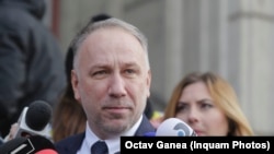 Bogdan Licu spune că inițial procurorii au crezut că filmarea a fost făcută de o persoană privată și de aceea procurorii militari au preluat cazul cu întârziere.