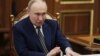 За повідомленнями, Путін відвідав центр управління, який використовують російські війська, і заслухав доповідь начальника російського Генштабу Валерія Герасимова (фото архівне)