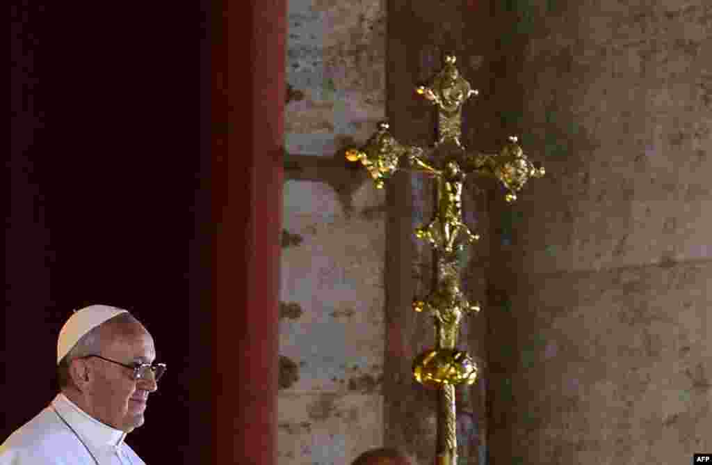 Kardinal Jorge Bergoglio, novoizabrani papa Franjo I, 13. mart 2013.