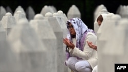 Сребреницехь, гергарчийн кешнашкахь доI деш бусулба зударий