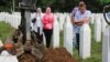Reekshumacija u Srebrenici, potraga za kompletnim tijelima