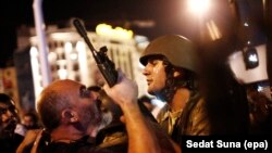 Trg Taksim nakon puča
