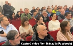 Mai mulți locuitori din județul Buzău au protestat față de investiția într-un baraj cu hidrocentrală, pe râul Bâsca Mare, la dezbaterea organizată recent la Nehoiu.
