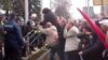 Архивска фотографија - Судири меѓу полицијата и стечајните работници на протестот пред владата во Скопје.