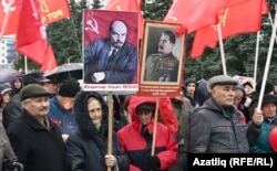 Mnoge pristalice Komunističke partije Rusije otvoreno podržavaju sovjetskog diktatora Josifa Staljina