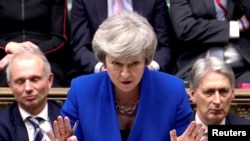 May je već dva mjeseca suočena sa žestokim otporom u parlamentu o njenom planu za izlazak iz EU