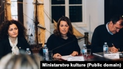 Министерката за култура Тамара Вујовиќ на состанок со претставници на Советодавната мисија на УНЕСКО, февруари 2025 година.