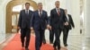 În prim-plan: Florin Iordache, șeful Consiliului Legislativ și Klaus Iohannis, președintele României. Iordache era ministru al Justiției în 2016, când a fost realizată această fotografie. 