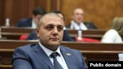«Քաղաքացիական պայմանագրի» Գյումրիի տարածքային կառույցի ղեկավար Կարեն Սարուխանյանը, արխիվ