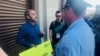 Бахром Хамроев на пикете в поддержку украинского режиссера Олега Сенцова в 2018 году. Через четыре года правозащитник был арестован в Москве и приговорен к 14 годам заключения