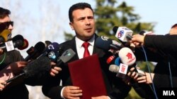 Zoran Zaev, predsjednik SDSM, koji je sakupio i predao većinu za sastav vlade, ali mu predsjednik Ivanov nije dao mandat 