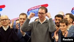 Slavlje predsednika Srbije Aleksandra Vučića i njegovih saboraca u štabu Srpske napredne stranke u Beogradu, nakon izborne pobede 17. decembra 2023.