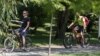 Bicicleta - un mijloc de transport alternativ, dar și un mijloc de relaxare. 