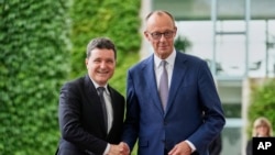 Președintele Nicușor Dan a fost primit vineri, la Berlin, de cancelarul german Friedrich Merz
