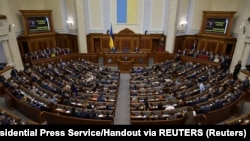 20 жовтня президент України Володимир Зеленський під час свого послання у Верховній Раді розповів, що на Донбас поїдуть 120 представників «Слуги народу»