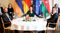 Իշխանությունը դրական է համարում վերսկսված բանակցությունները, ընդդիմությունը Բաքվից ճնշումներ է տեսնում  