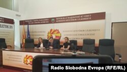 Архивска фотографија- Прес - конференција на Државната изборна комисија