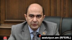 «Լուսավոր Հայաստան» խմբակցության ղեկավար Էդմոն Մարուքյան