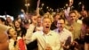 Magyar Péter a támogatóival ünnepel a 2024-es EP-választás eredményének kihirdetésekor Budapesten, 2024. június 10-én