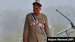 د پاکستان پوځ په رسمي توګه دا نه ول ويلي چې په ریښتیا هم جنرال قمر جاوېد باجوه د علي وزیر د بښنې غوښتنه کړې وه او که نه - انځور له ارشیفه