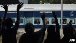 د پاکستان او هند ترمنځ سمجوتا اېکسپرېس هم مسافر وړي، راوړي