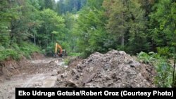 Gradnja mini hidroelektrane na rijeci Ugar u bizini Travnika u centralnoj Bosni i Hercegovini